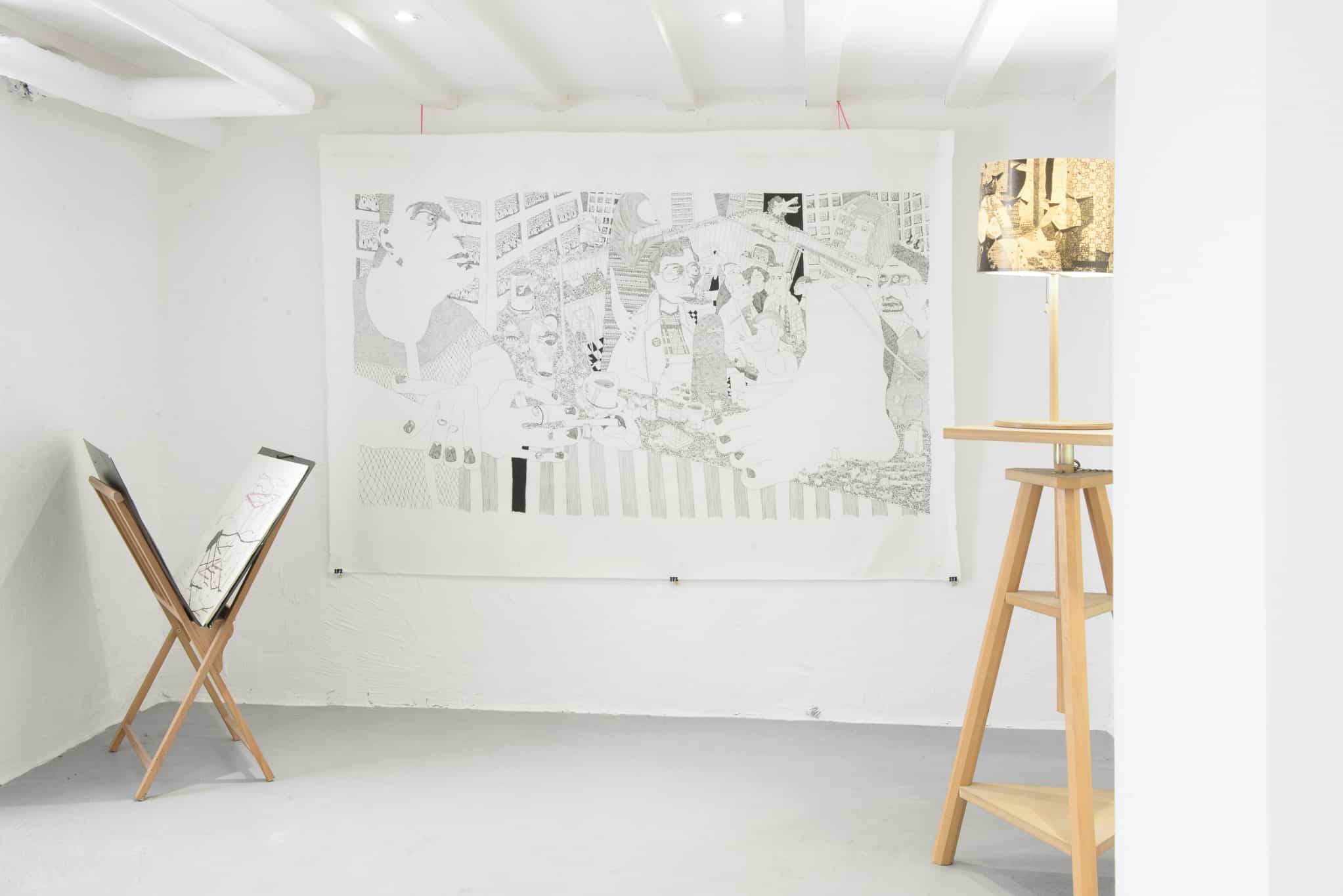 œuvres de Matthieu Exposito et Latifa Bermes dans le cadre de l'exposition à l'atelier Chimérique, rue Taison